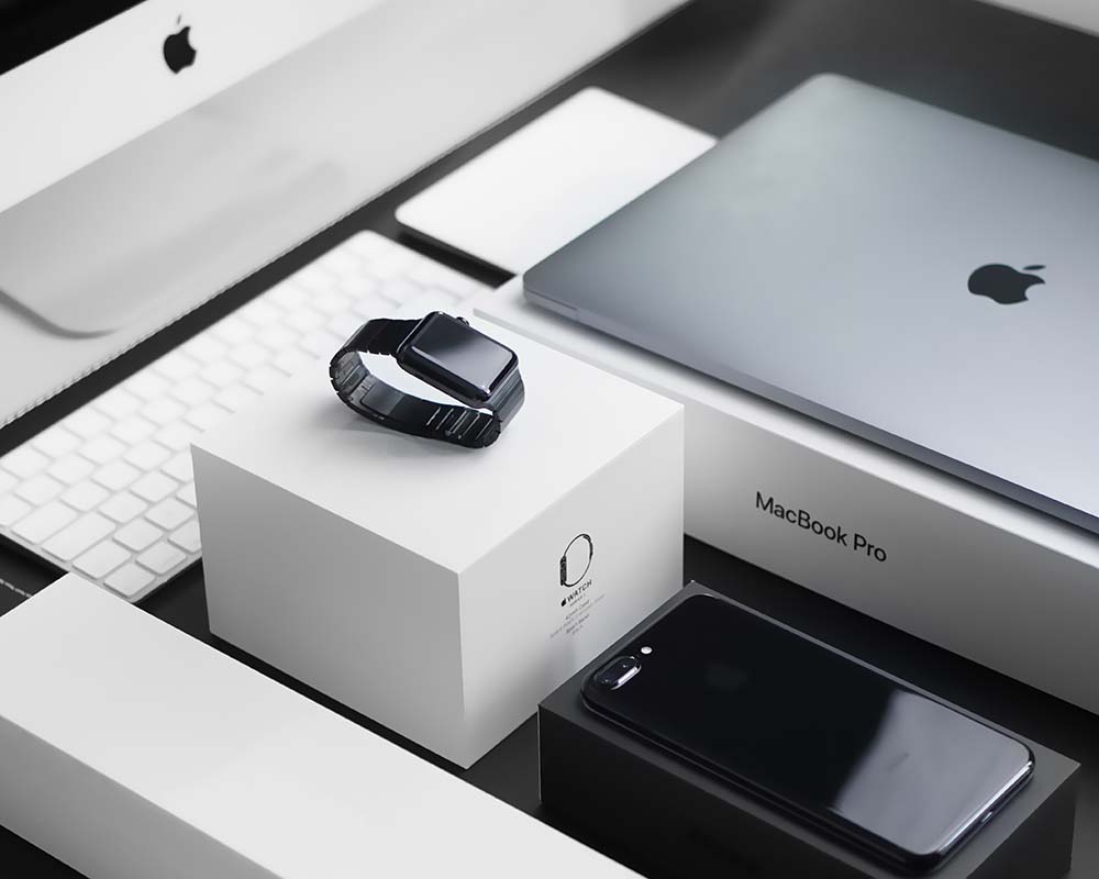 apple brand family feeling branding